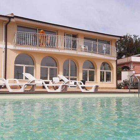 Isola Del Sole Apartment Syracuse Exterior photo