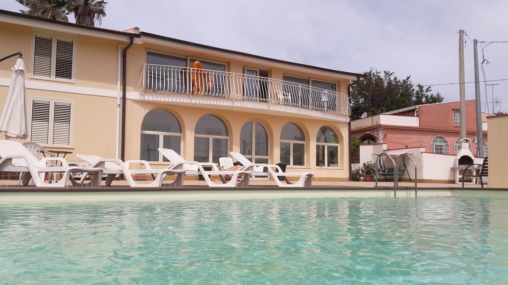 Isola Del Sole Apartment Syracuse Exterior photo