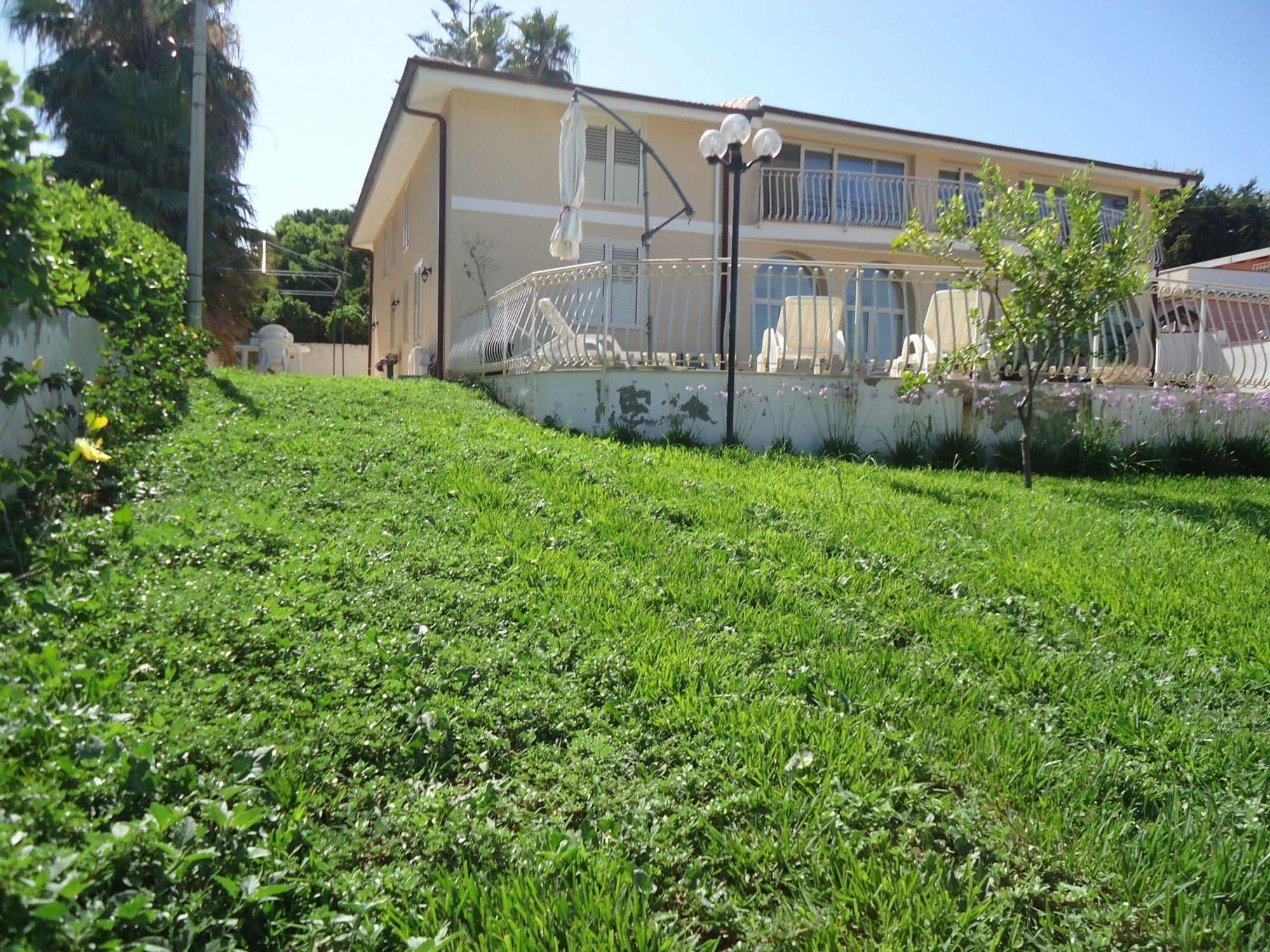 Isola Del Sole Apartment Syracuse Exterior photo